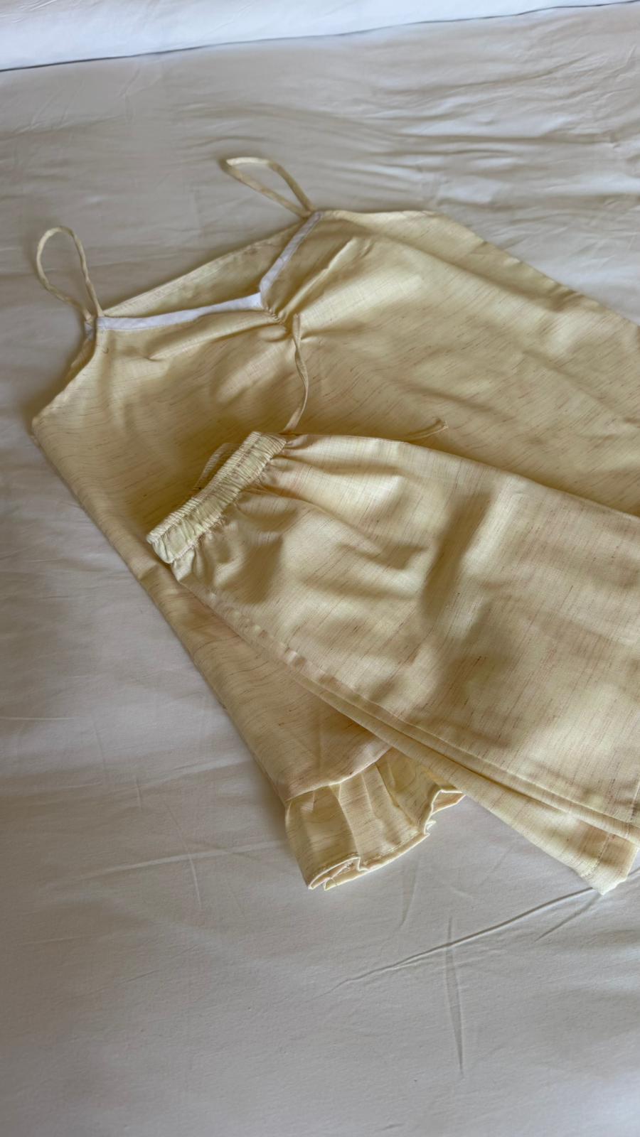 yellow beach set